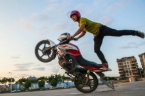 摩托車花樣特技